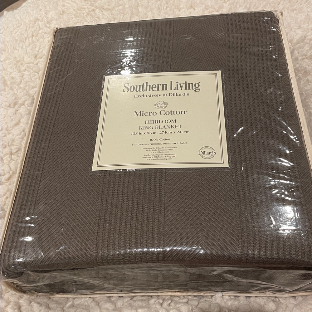 SOUTHERN LIVING for Dillard’s Micro Cotton Heirloom King Blanket Gray | NIP
